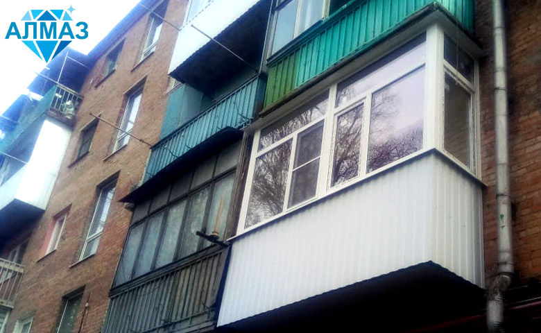 Балкон после окончания отделочных работ. Подрядчик ООО Алмаз